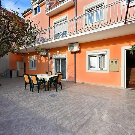 12667a Vodice